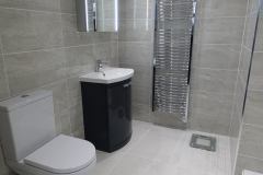 kenilworth-bathrooms-fit-ensuite-with-Tavistock-Aerial-toilet